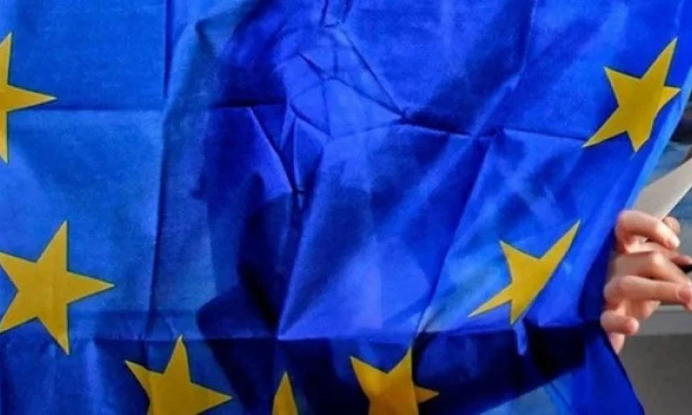 ΕΕ: Oι «27» προσπαθούν να αντιμετωπίσουν απόπειρες ανάμιξης της Ρωσίας στις ευρωεκλογές